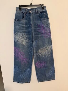 *NWOT* Boutique Crystal Embellished Feather Wide Leg High Waist Jeans